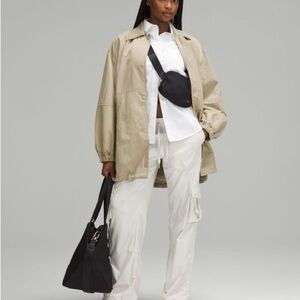 Lululemon- Light Tan Women's Lightweight Coaches Jacket